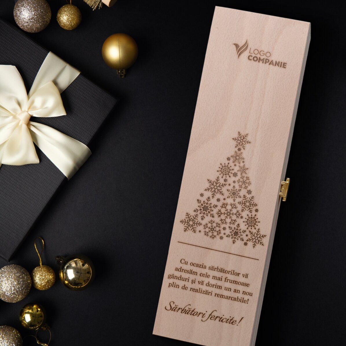 Gepersonaliseerde wijnkist met logo en boodschap - Vrolijk Kerstfeest!