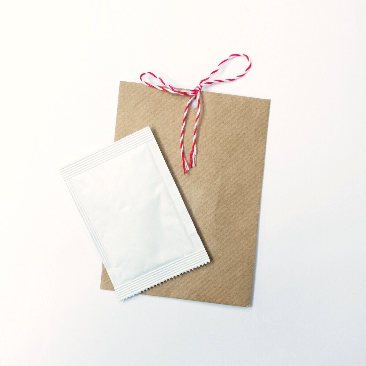 Martisor à planter, personnalisé avec un message pour les collègues - Perce-neige