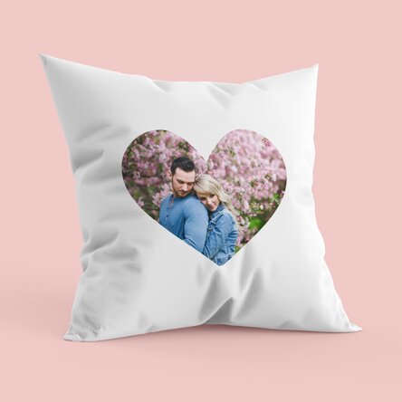 Coussin personnalisé avec une photo en forme de cœur