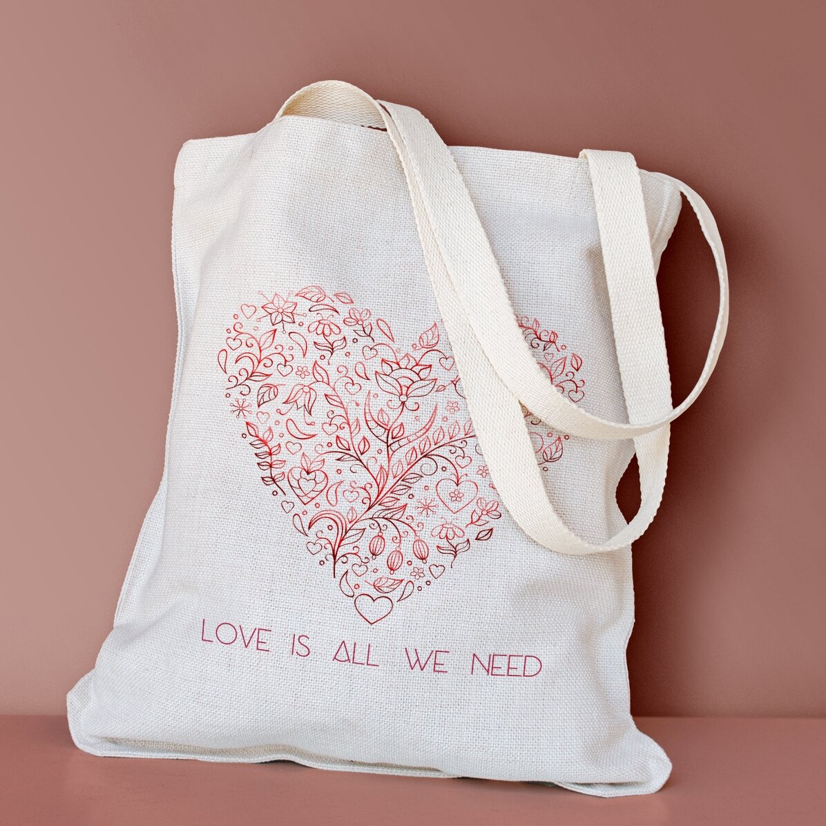 Gepersonaliseerde tas met tekst - Love is all we need