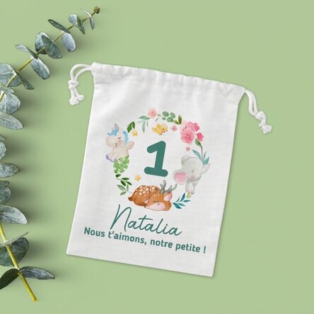 Petit sac cadeau personnalisé avec l'inscription « Happy birthday, little one ! »