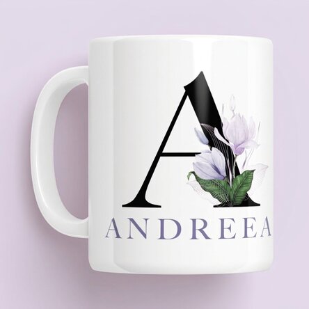 Tasse personnalisée avec une initiale et un prénom