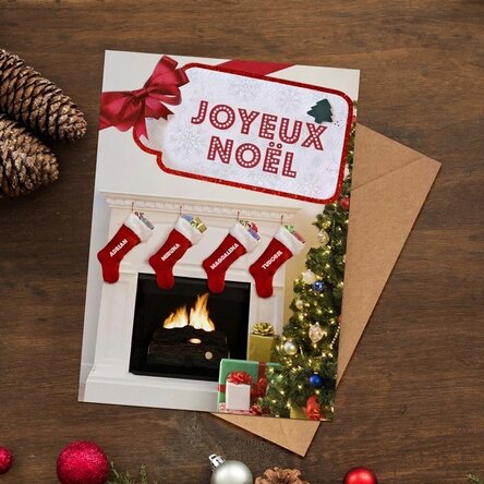 Carte de vœux magnétique personnalisée avec un message de Noël - Chaussettes sur la cheminée