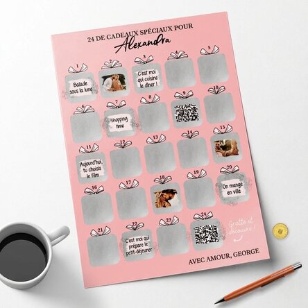 Affiche de l'Avent à gratter personnalisée avec photos, message et code QR