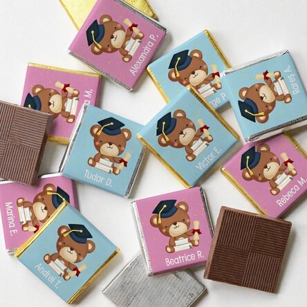 Set van 10 gepersonaliseerde mini-chocoladehapjes voor afgestudeerden - Beertjes