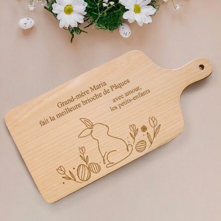 Planche à découper personnalisée avec inscription - Lapin de Pâques