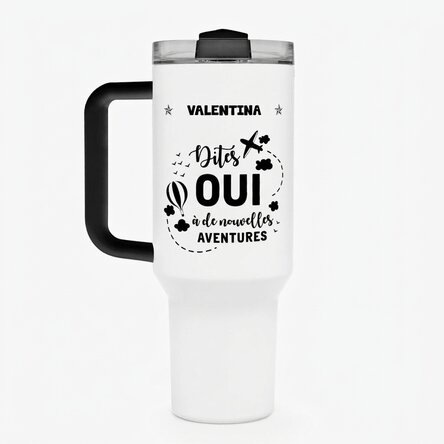 Tasse isotherme avec poignée et paille, personnalisée avec un prénom - New Adventures