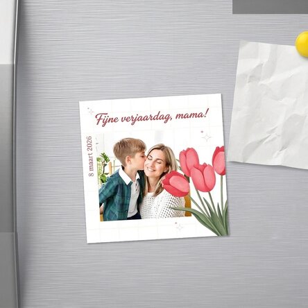 Gepersonaliseerde magneet van 10x10 met een foto en een boodschap - 8 maart