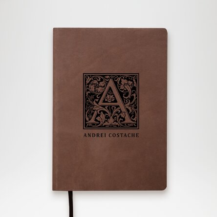 Gepersonaliseerde leren agenda met monogram en naam voor de naamdag