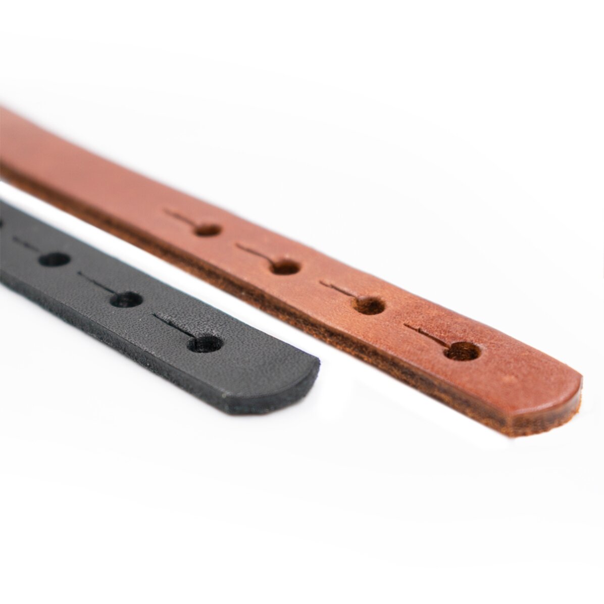 Gepersonaliseerde leren armband met initialen en het sterrenbeeld Leeuw