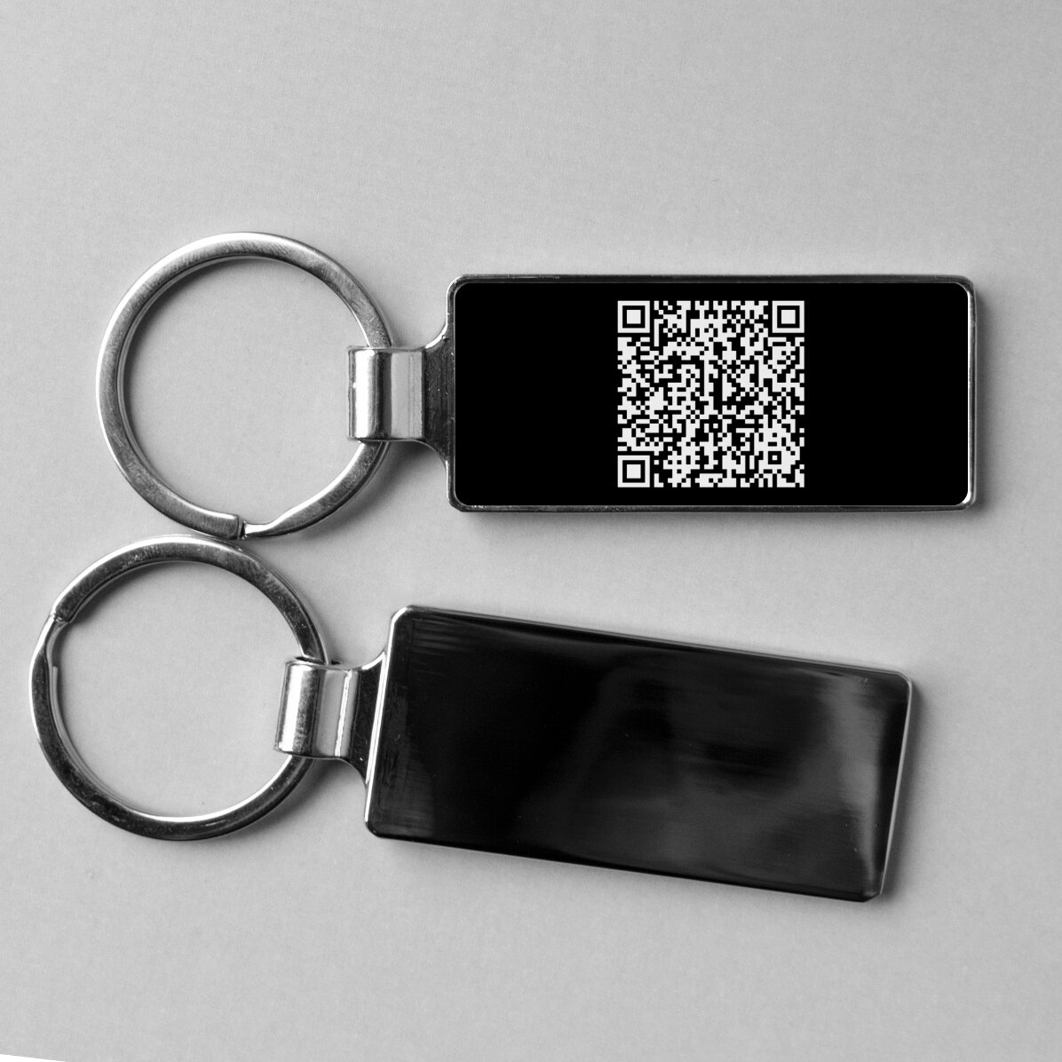 Gepersonaliseerde sleutelhanger met QR-code - Contact toevoegen