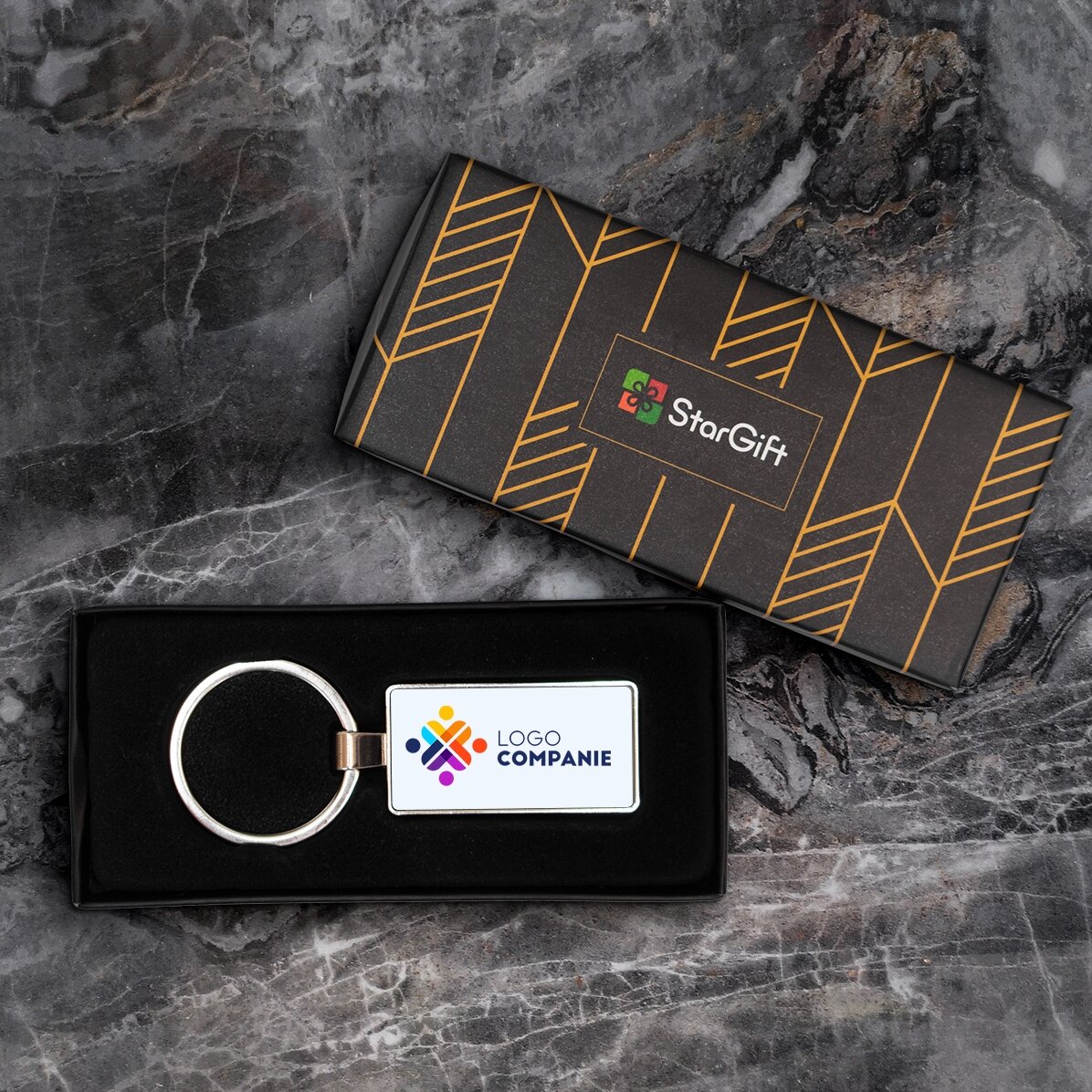 Gepersonaliseerde sleutelhanger met logo en naam