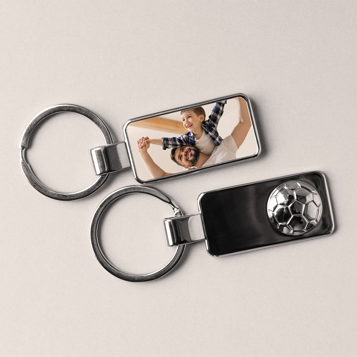 Gepersonaliseerde sleutelhanger met een foto – voetbalmodel