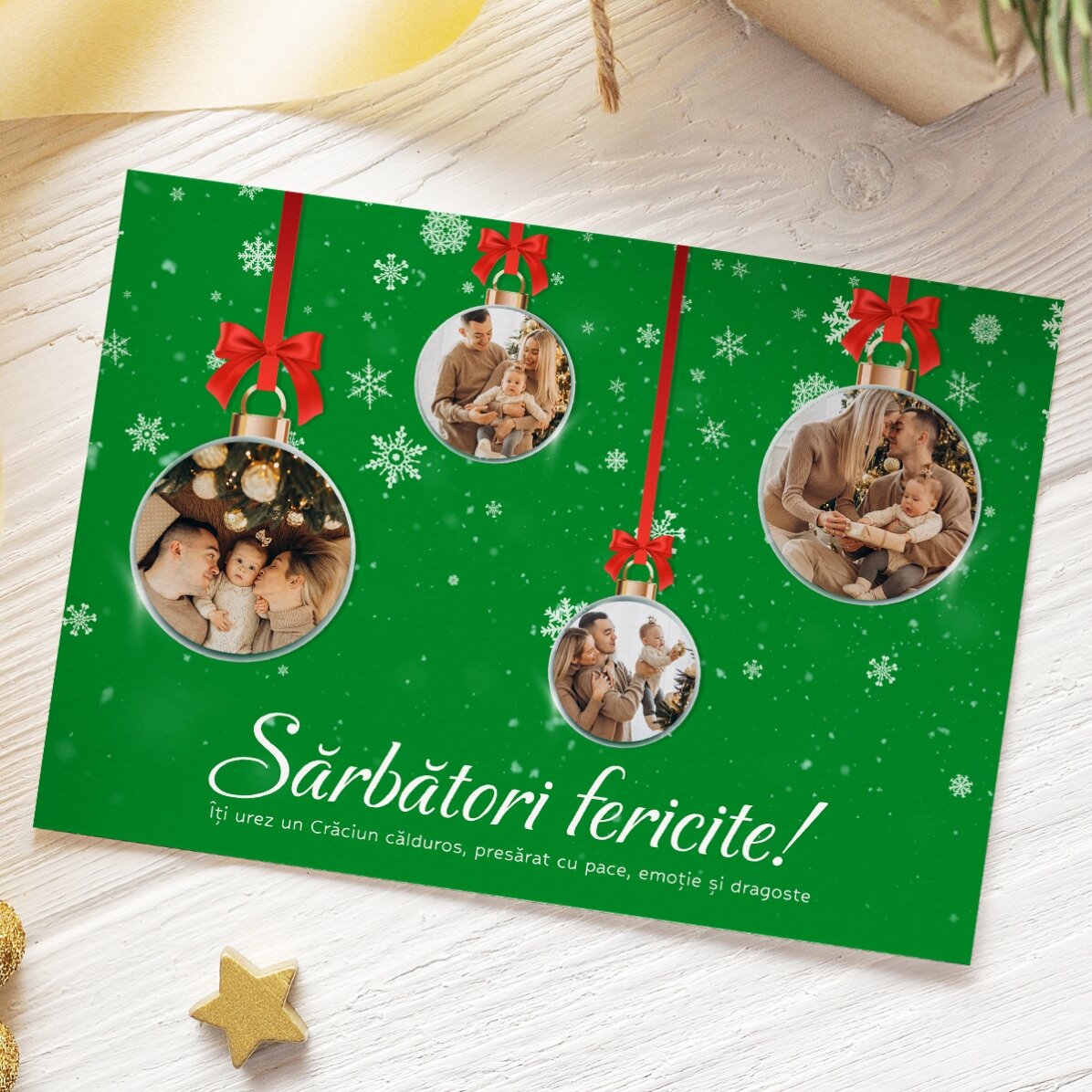 Gepersonaliseerde kerstkaart met 4 foto’s en tekst – Model ‘Globulete’
