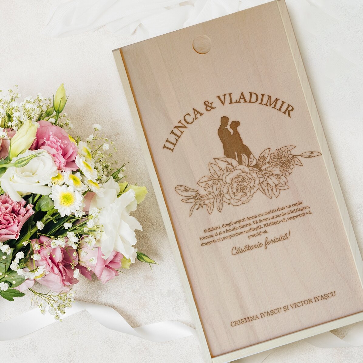 Coffret cadeau personnalisé en bois avec message - Cadeau de mariage