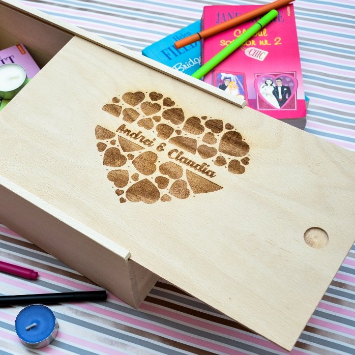 Gepersonaliseerde houten geschenkdoos met jullie namen