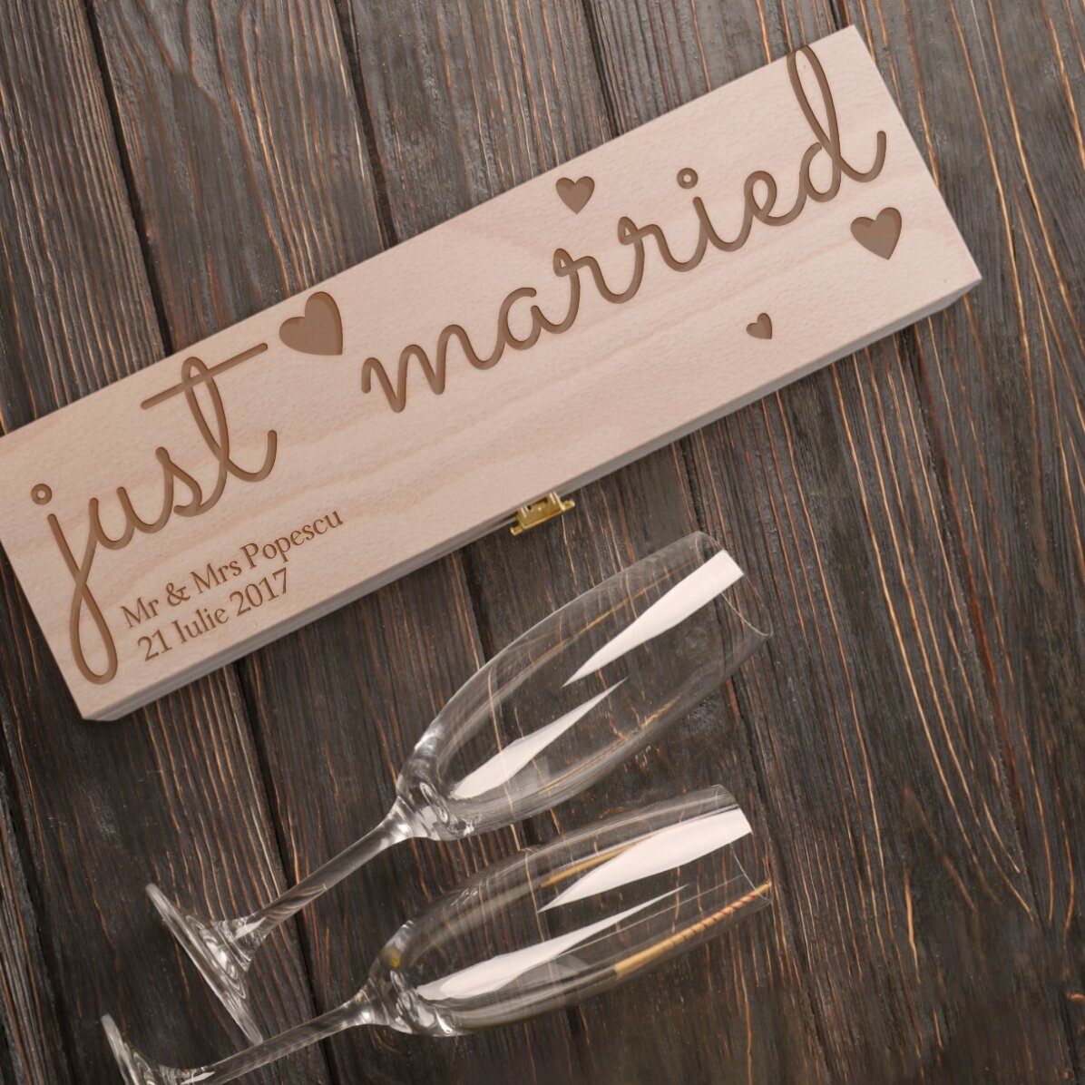 Gepersonaliseerde mousserende wijnkist - Just married