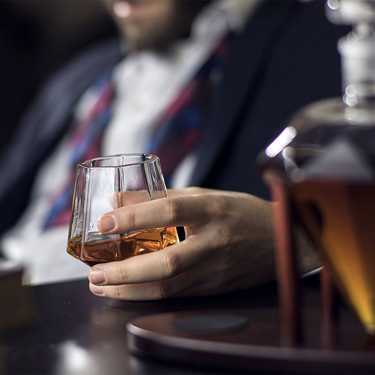 Décanteur de luxe « Diamant » avec deux verres