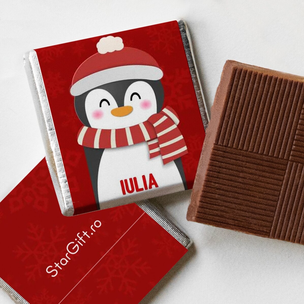 Kerstbal met 10 mini-chocoladehapjes, gepersonaliseerd met naam - Merry Christmas
