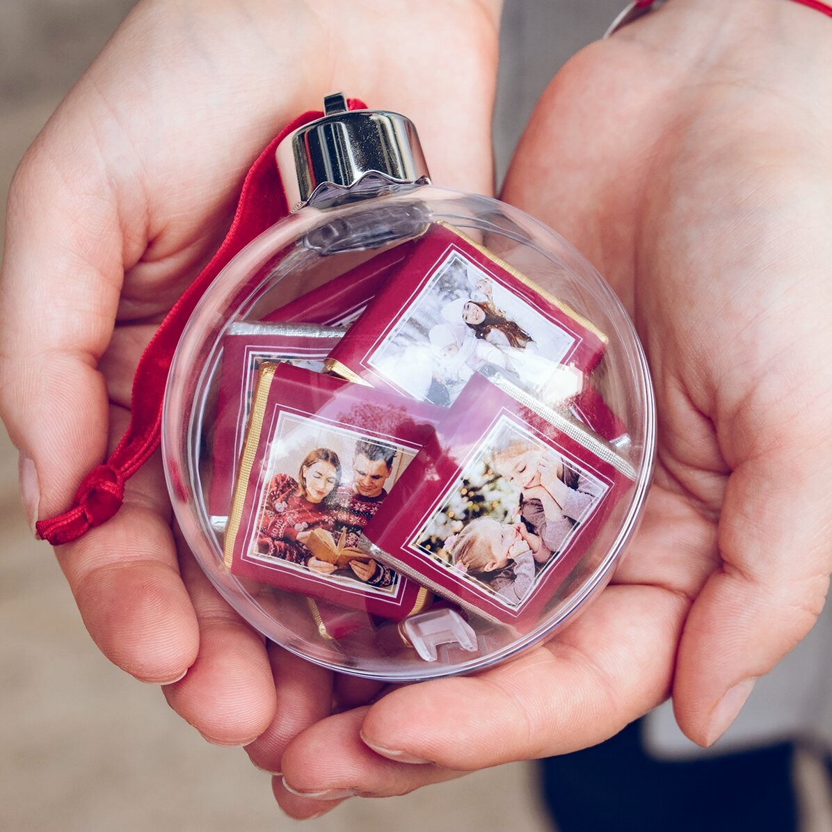 Kogel met 10 gepersonaliseerde minichocolade met foto’s