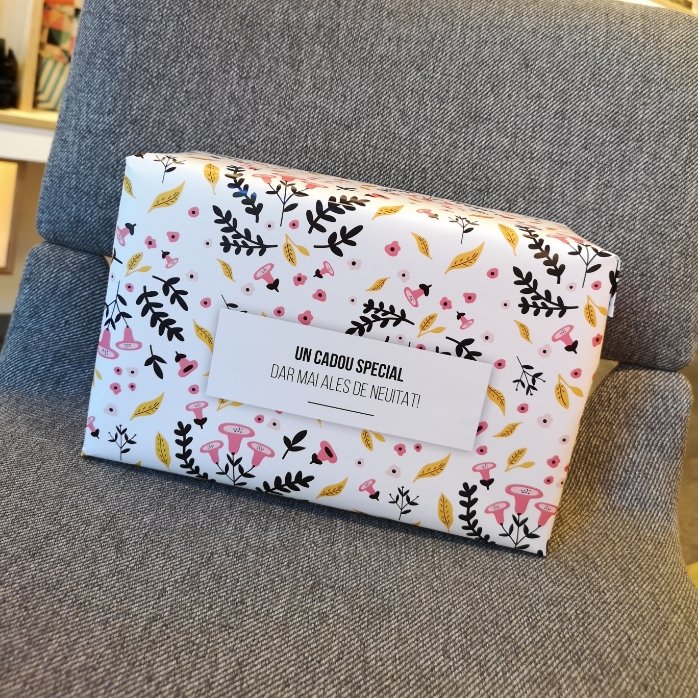 Gepersonaliseerd cadeaupapier met tekst - Herfstmotief