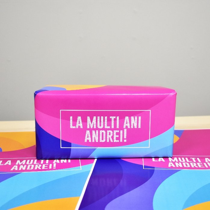 Gepersonaliseerd cadeaupapier - kleurrijk abstract motief