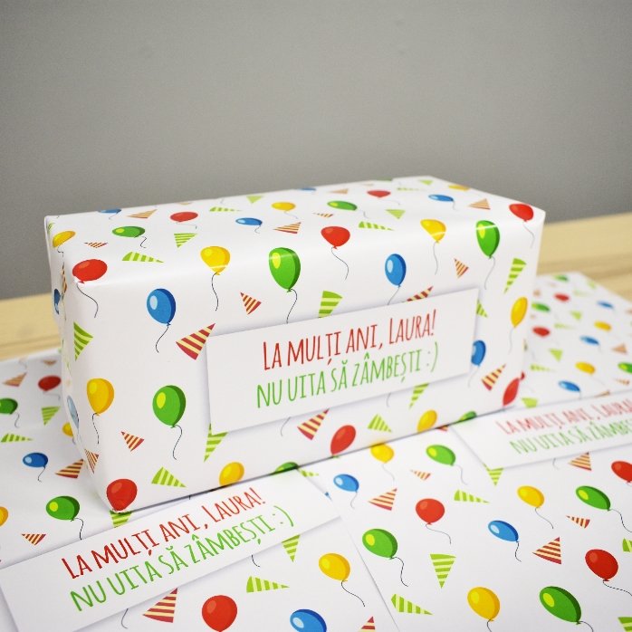 Gepersonaliseerd cadeaupapier - verjaardagsontwerp