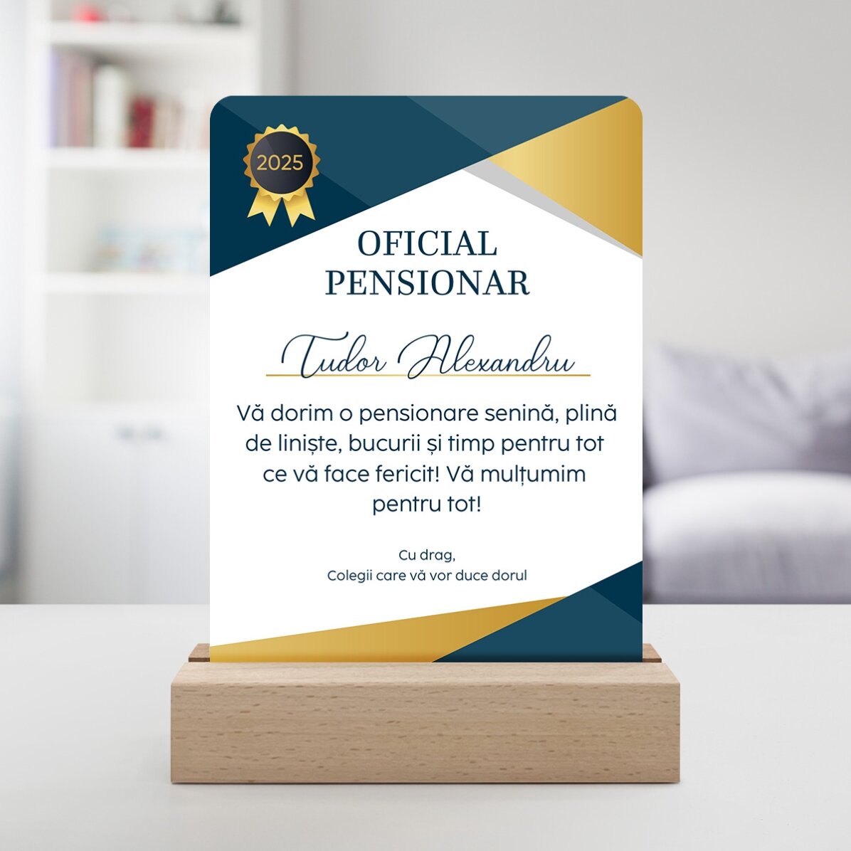 Gepersonaliseerde LED-nachtlamp met tekst - Officieel gepensioneerd