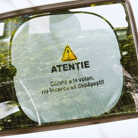 Op maat gemaakte autozonneklep met tekst - Let op!