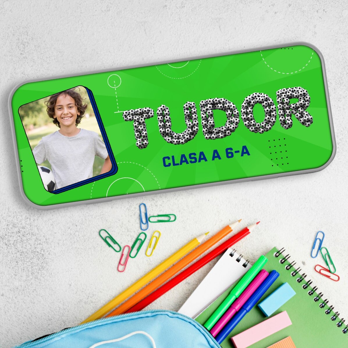 Gepersonaliseerd etui met een foto en tekst - Voetbal