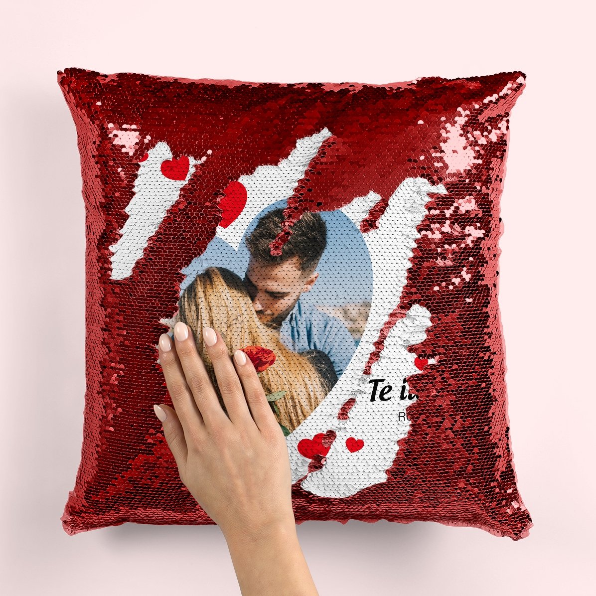 Coussin à paillettes personnalisé avec une photo et un message d