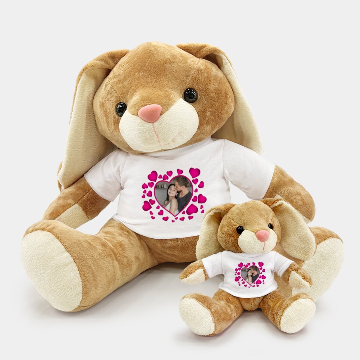 Plus een gepersonaliseerd konijntje met roze hartjes en een foto
