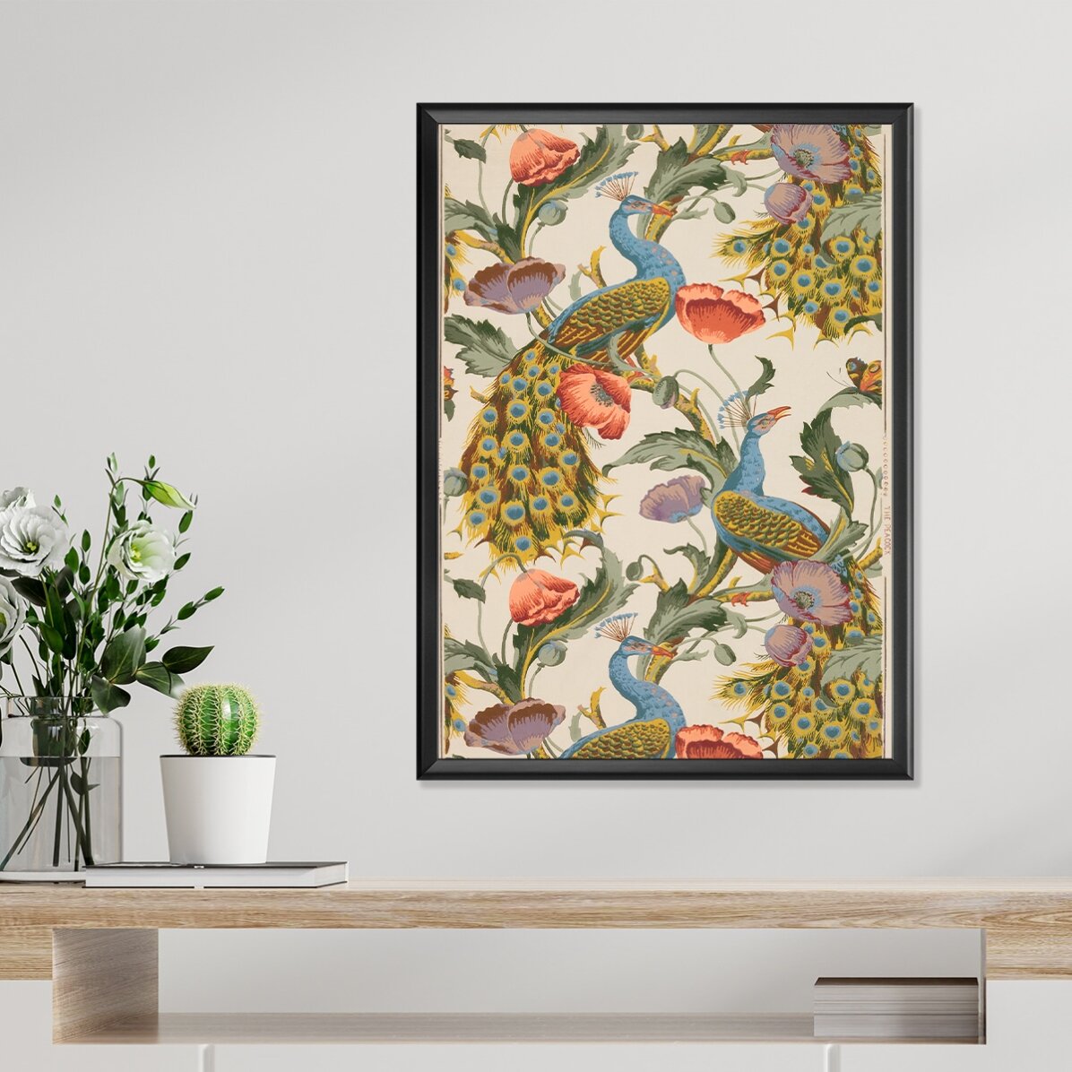 Vintage poster met pauwen en klaprozen
