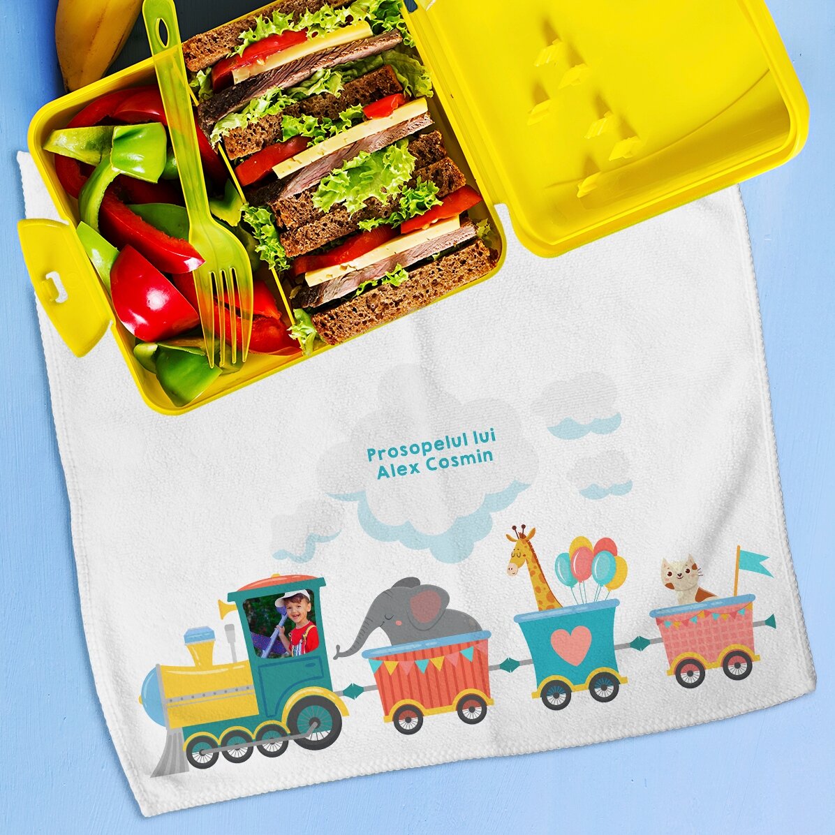 Serviette personnalisée avec nom et photo - Petit train