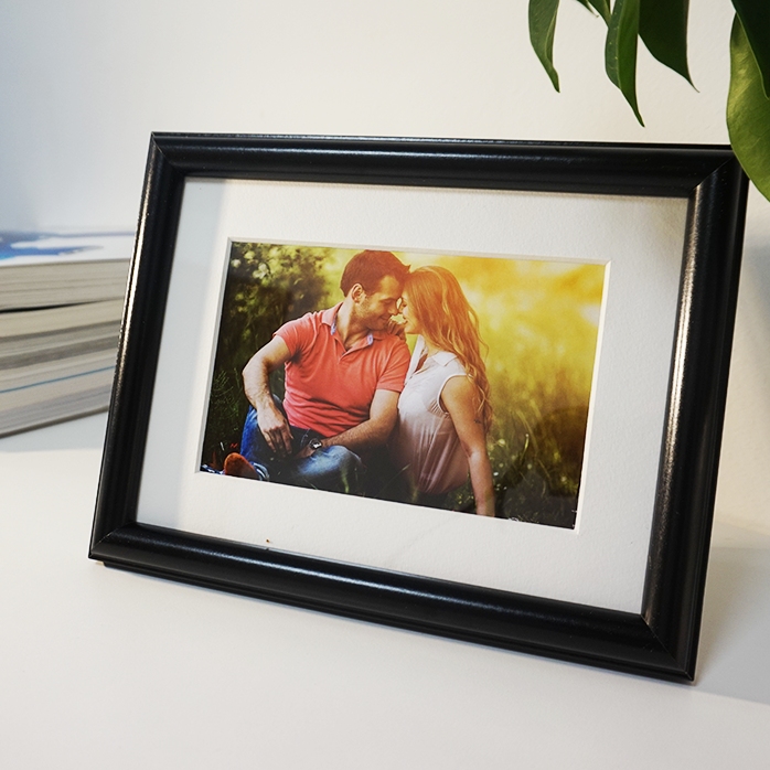Gepersonaliseerd fotolijstje met één foto – passe-partout A5 liggend