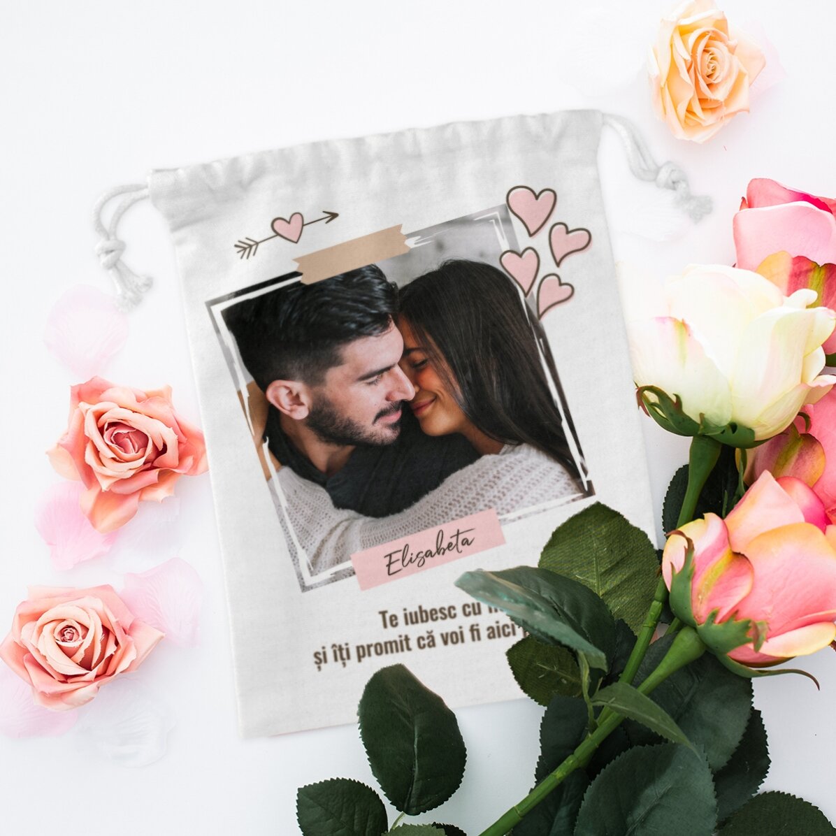 Kleine cadeautas, gepersonaliseerd met een foto en tekst - In love
