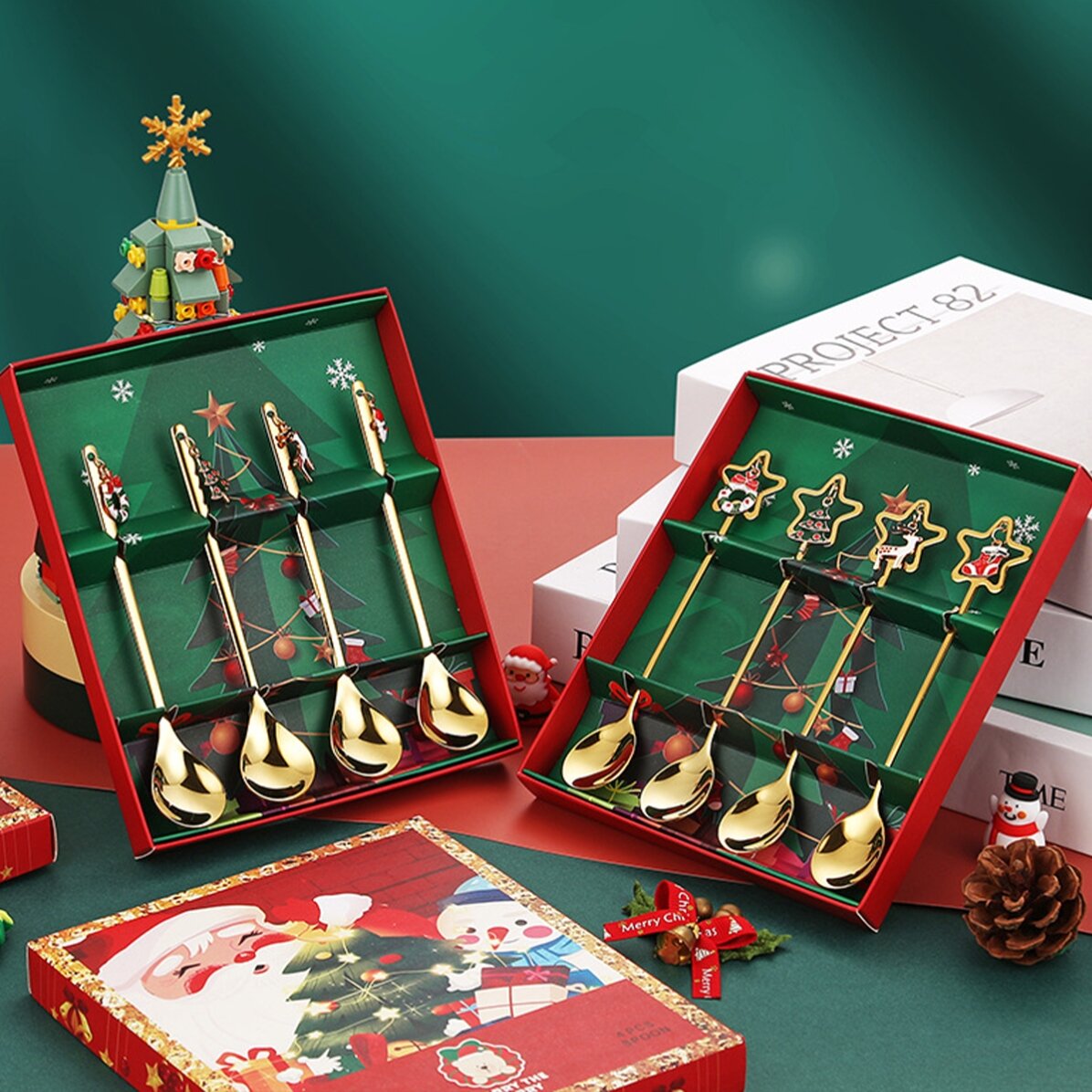 Cadeauset met 4 gouden kerstlepeltjes