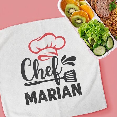 Serviette personnalisée avec inscription - Le chef dans la cuisine