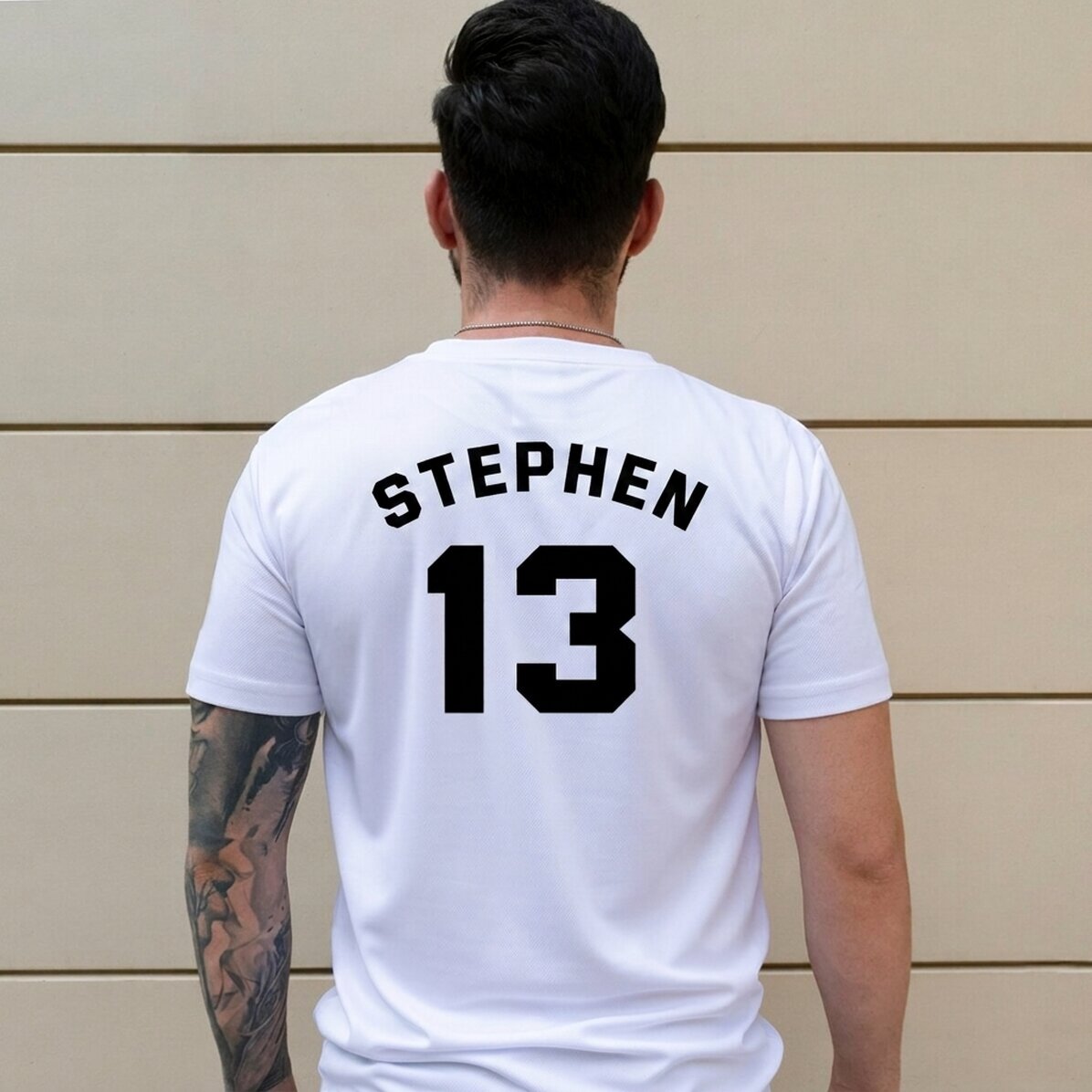 Sportshirt met naam en nummer op de rug - Voetbalfan