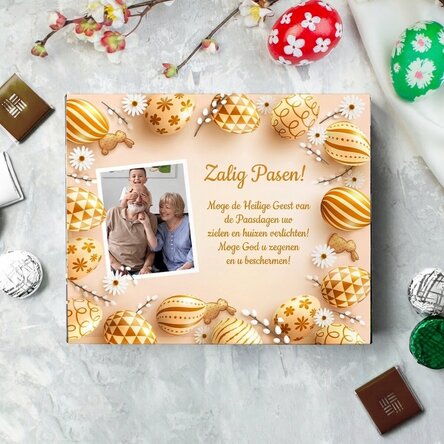 Gepersonaliseerd snoepdoosje met een foto en een boodschap - Vrolijk Pasen!