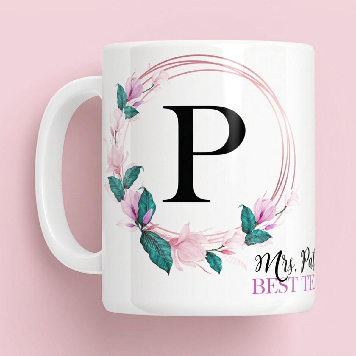 Tasse personnalisée avec une initiale et un prénom pour les enseignants