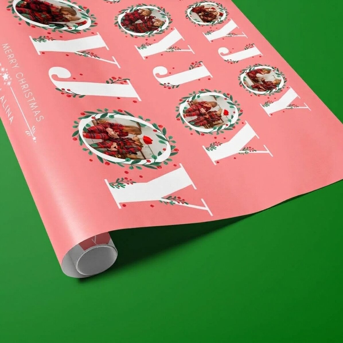 Gepersonaliseerd cadeaupapier met 12 foto