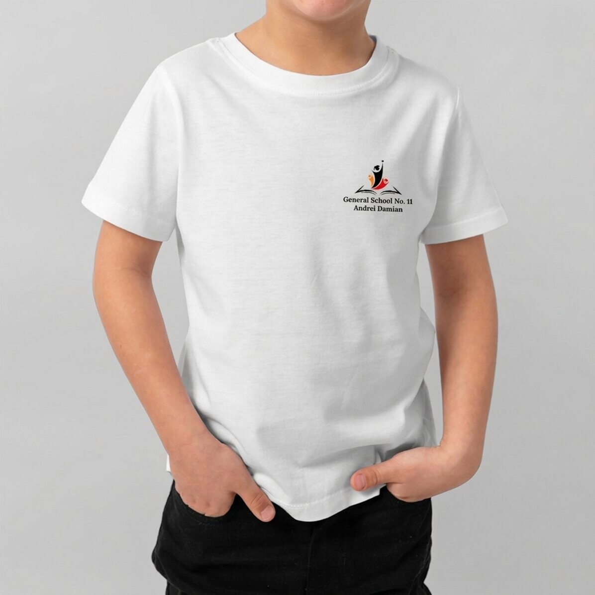 Katoenen T-shirt voor kinderen, gepersonaliseerd met het logo van de onderwijsinstelling en de naam