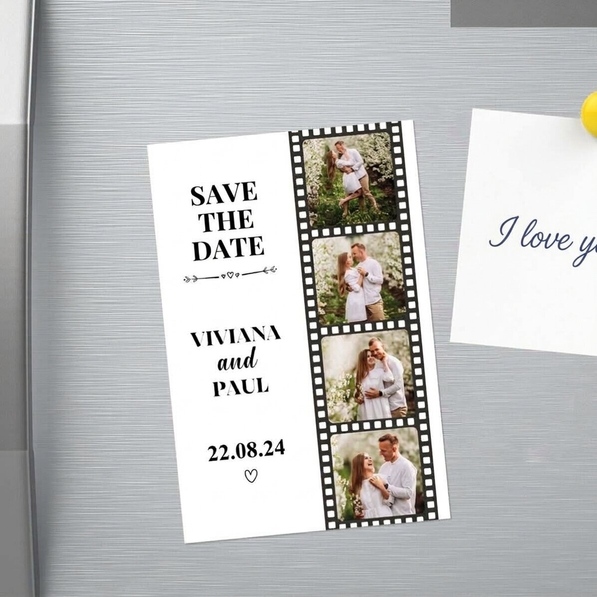 Aimant personnalisé de 10 x 15 cm avec 4 photos et un texte - « Save the date »