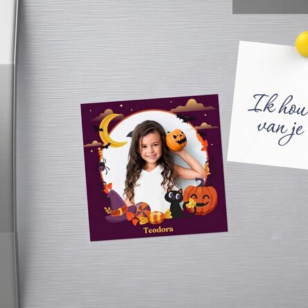 Gepersonaliseerde magneet van 10x10 met een foto en tekst - Happy Halloween