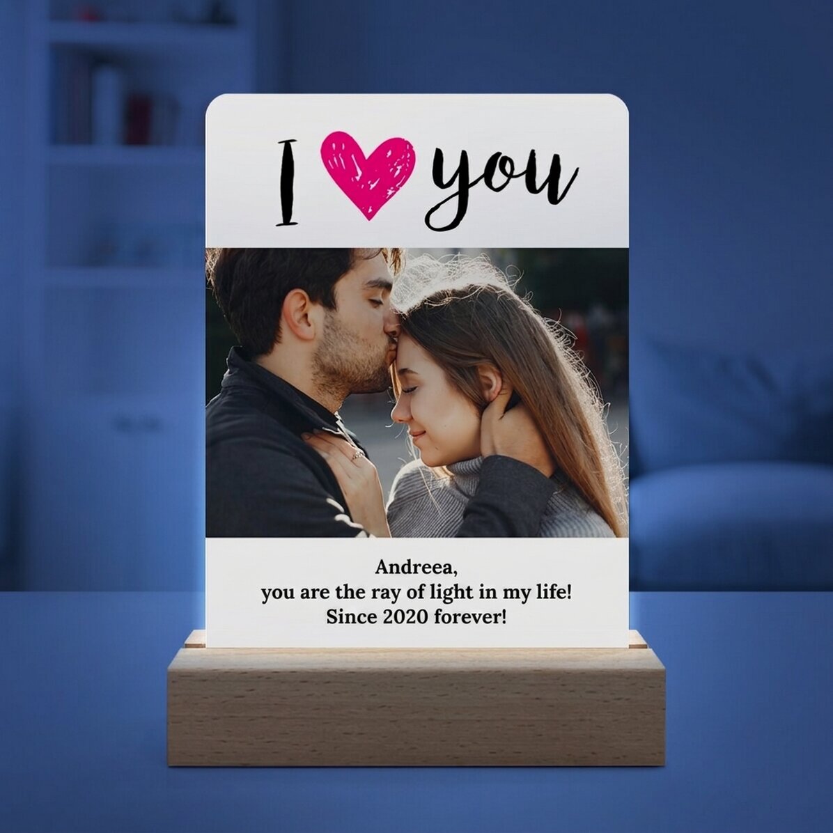 Lampe de veille LED personnalisée avec une photo et un message - « I love you »