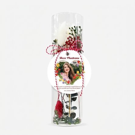 Décoration « martisor » en verre avec fleurs stabilisées, personnalisée avec un message et une photo