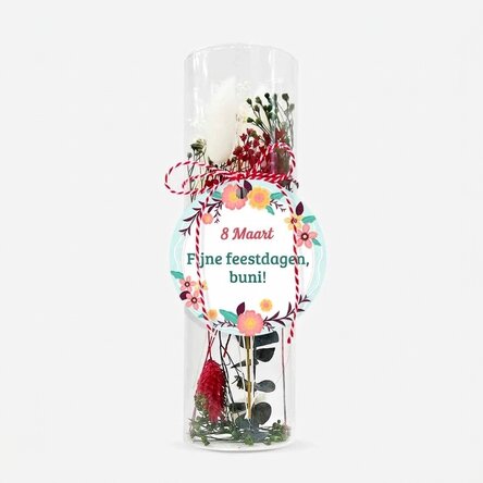 Martisor-sieraad van glas met geconserveerde bloemen, gepersonaliseerd met een boodschap