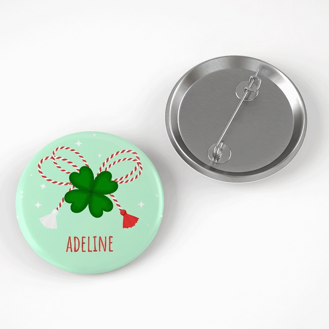 Gepersonaliseerde button met kleurrijke naam
