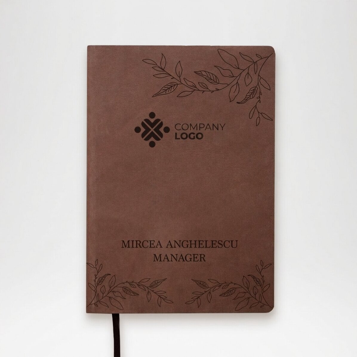 Agenda en cuir personnalisé avec un logo au centre et un message